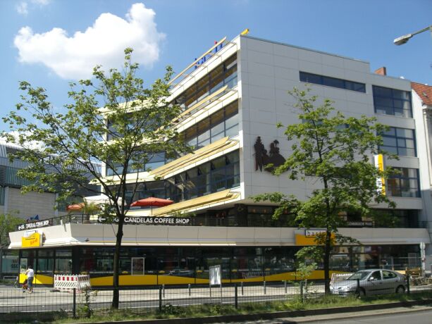 Bild Um- und Neubau Geschäftshaus Rheineck, Seitanansicht