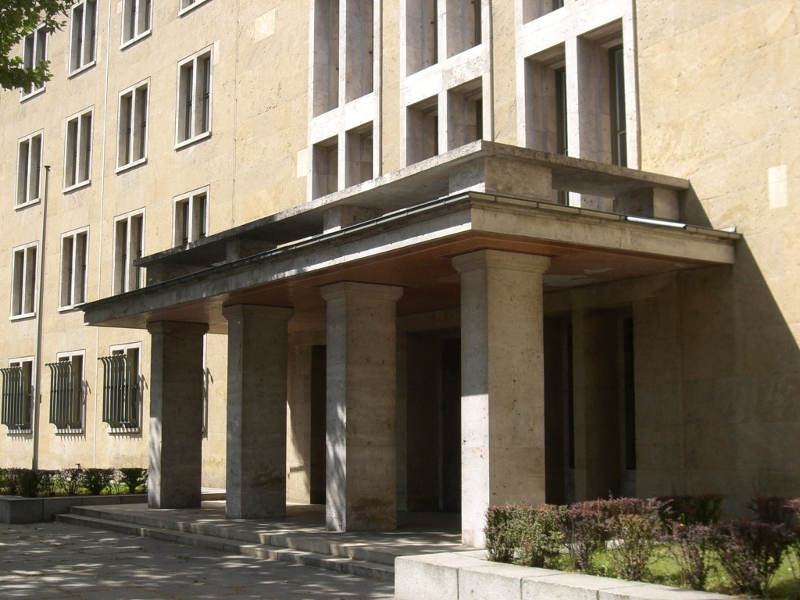 Bild Behördenzentrum am Platz der Luftbrücke