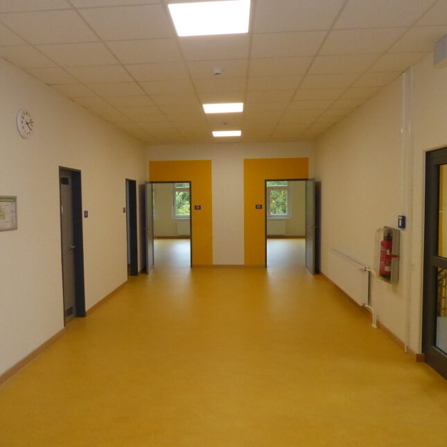 Bild MUR Marzahn innen Flur