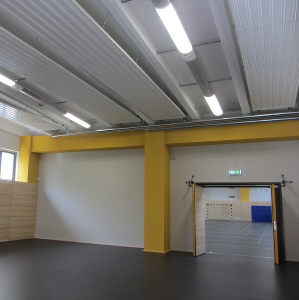 Bild 4 Sporthalle Feldberger Ring