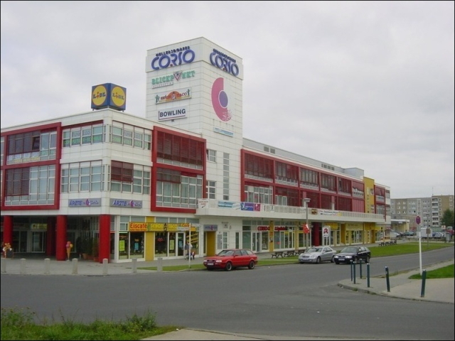 Bild Wohngebietszentrum Hellersdorfer Corso