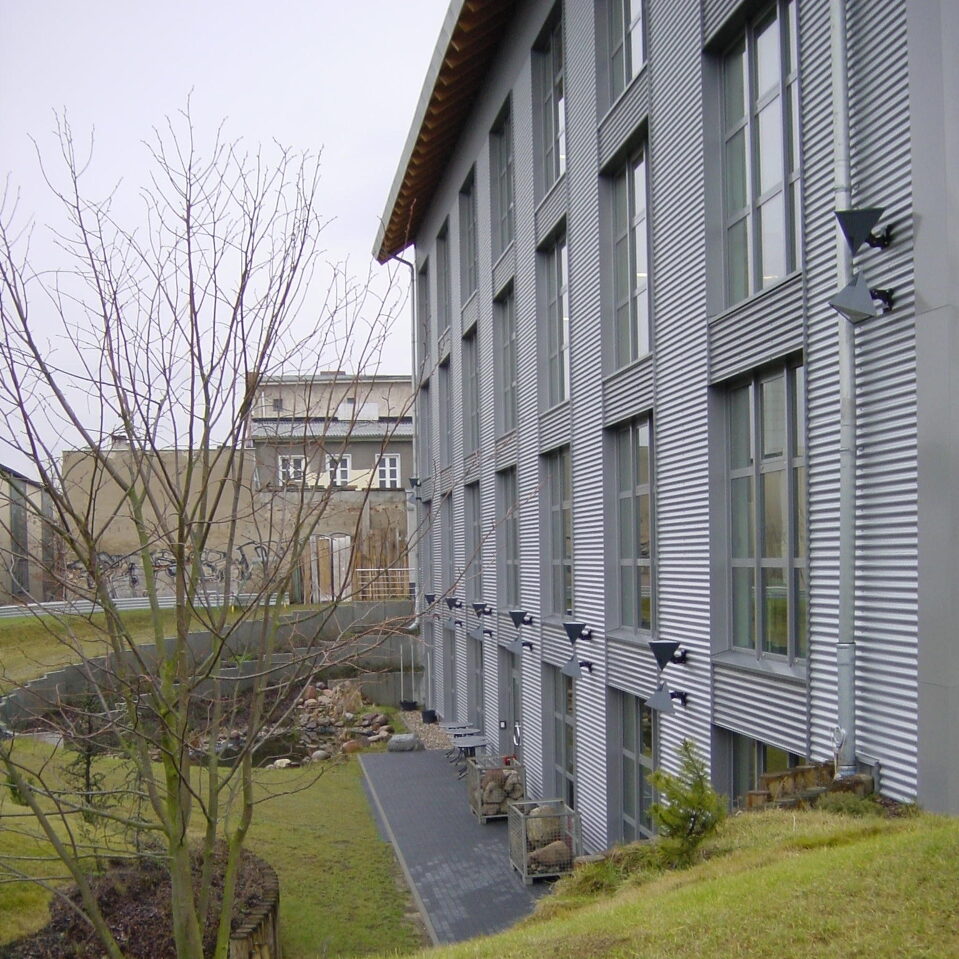 Neubau Verwaltungs- und Produktions- gebäude Elektronische Bauteil