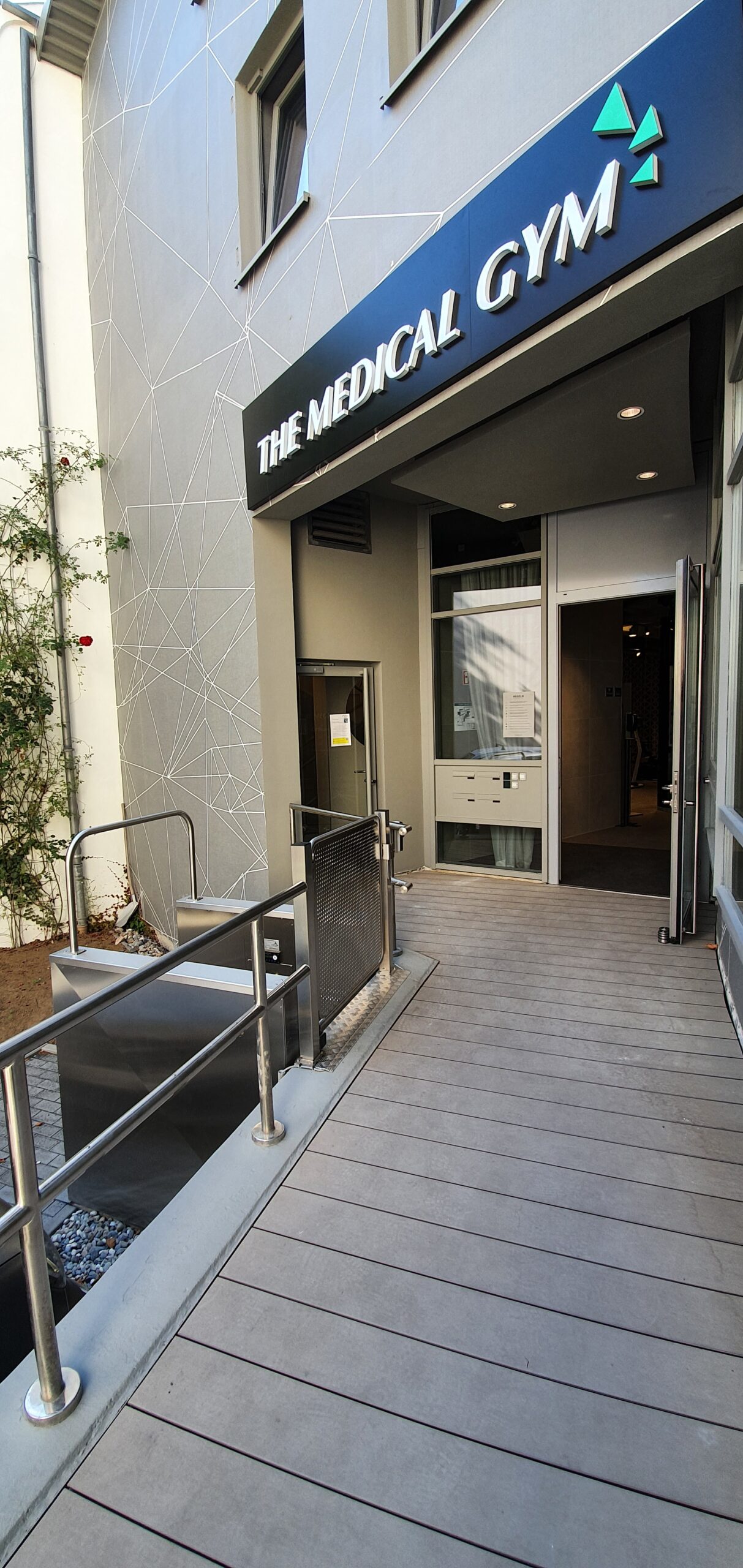 Bild Seveneleven Fitnessstudio Medical Gym Frankfurt am Main - Schwantaler Strasse